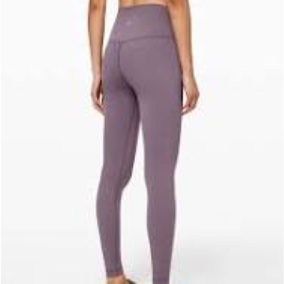 lululemon athletica Pants - 𝅺Lululemon purple wunderunder leggings size 8